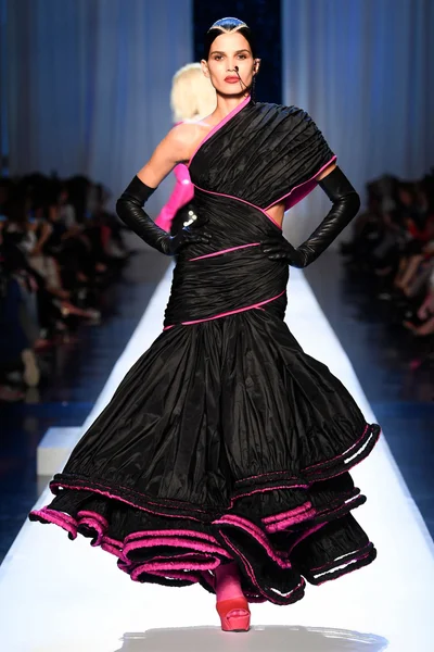 Look 33